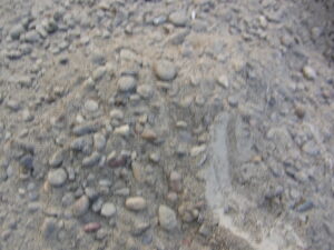 セメント1に対して砂利が6割含んでいます。