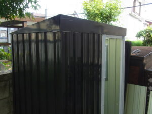 屋根枠を取り付けた外側